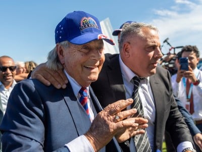 Connections of Big Wigs celebrate with Tony Santic (Breeder/Owner)