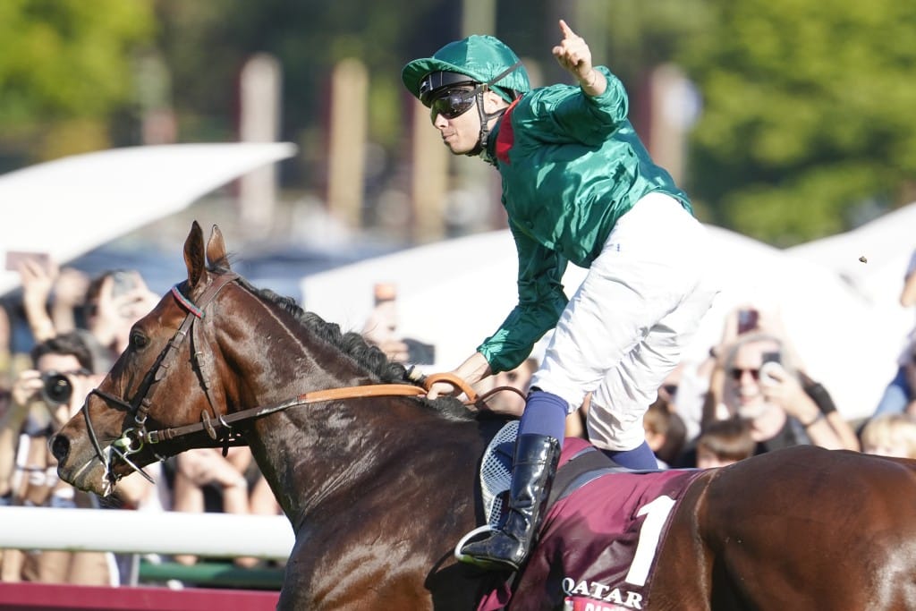 Daryz wins the Arc